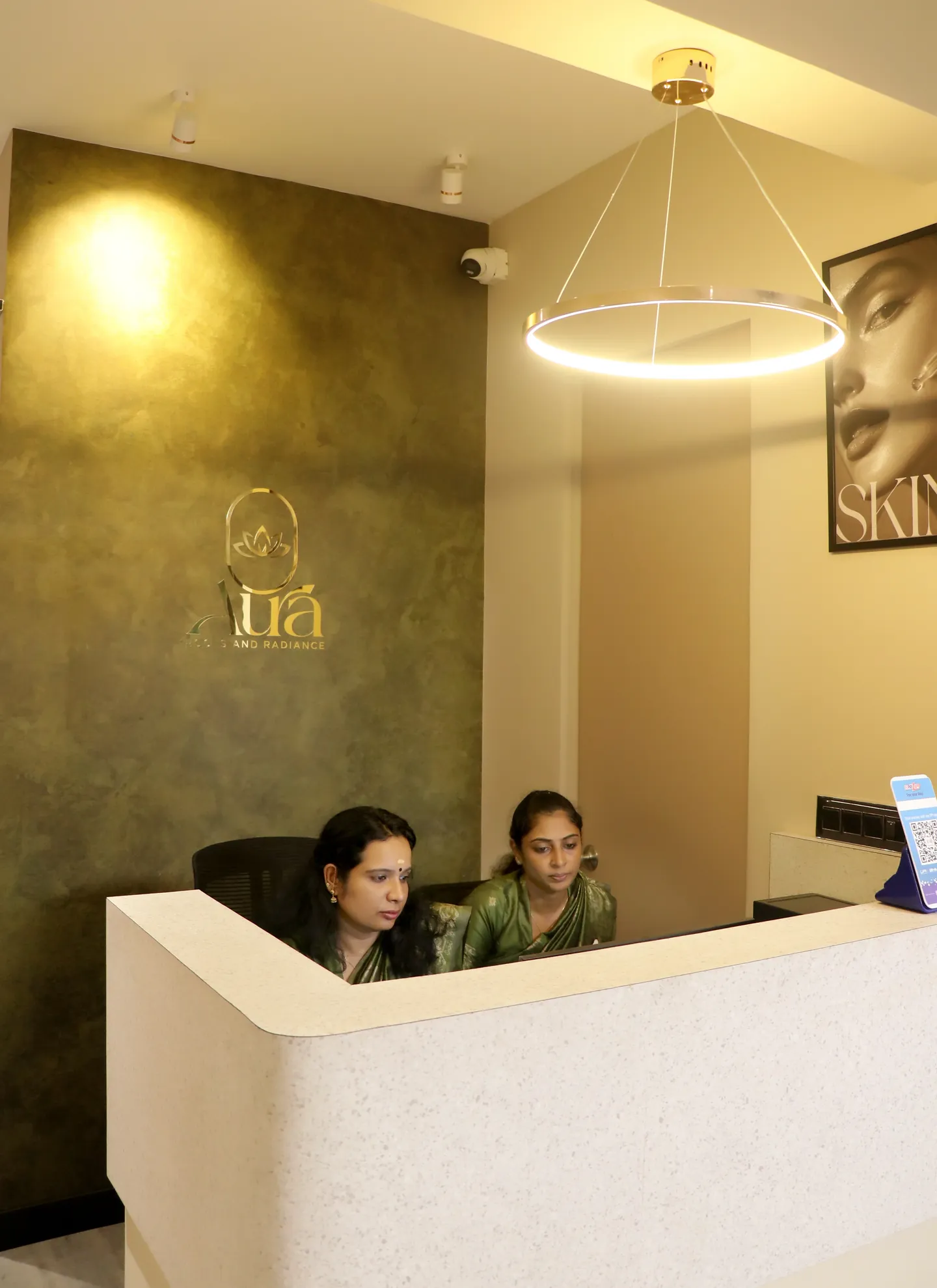 Aura Clinic photo